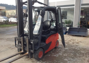 Carrello elevatore linde