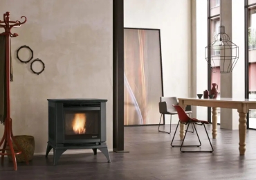 STUFA A LEGNA PALAZZETTI