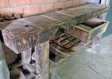 Banco da lavoro usato