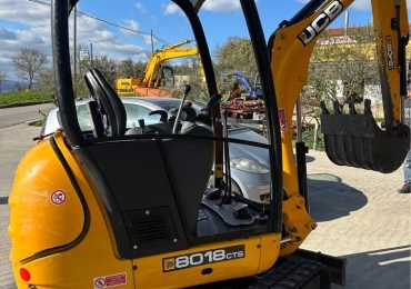 JCB 8018