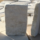 ANGOLI A L SQUADRATI IN PIETRA