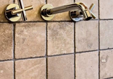 MARMO TRAVERTINO ANTICATO