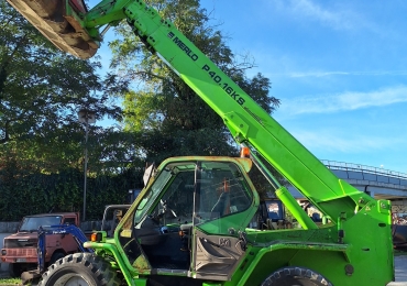 Sollevatore Telescopico MERLO