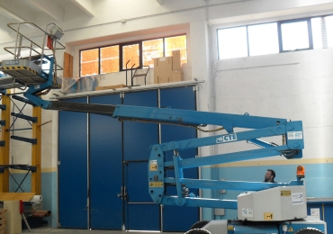 PIATTAFORMA SEMOVENTE A BRACCIO ARTICOLATO ZTM-40/23N