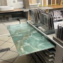 Pavimento in gres porcellanato levigato effetto marmo