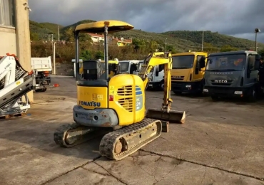Komatsu PC26MR-3