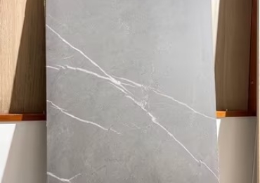 Pavimento in gres effetto pietra