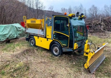 Spazzatrice stradale