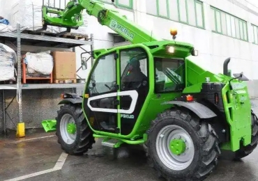 Sollevatore telescopico