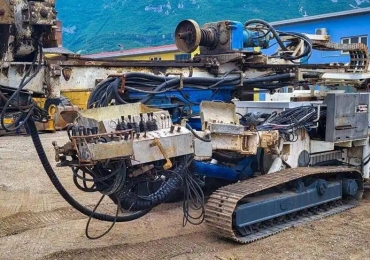 Perforatrice verticale