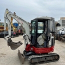 MINIESCAVATORE TACHEUCI TB23R