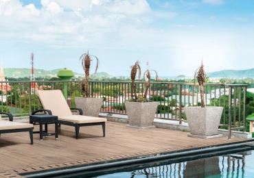 Pavimento in gres galleggiante