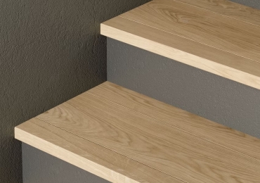 Profilo in legno rovere verniciato