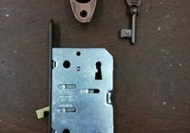 SERRATURA PORTE SCORREVOLI