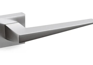 MANIGLIA PER PORTE INTERNE