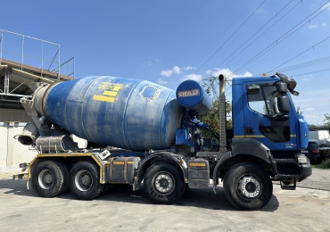 Autobetoniera Renault