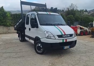 Autocarro Iveco