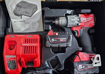 Avvitatore a percussione