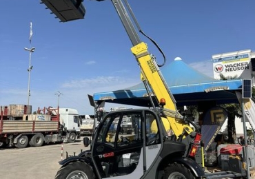 Sollevatore telescopico