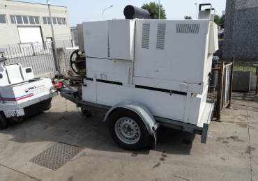 IDROPULITRICE CARRELLATA