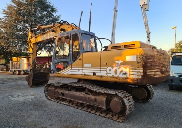 Escavatore cingolato