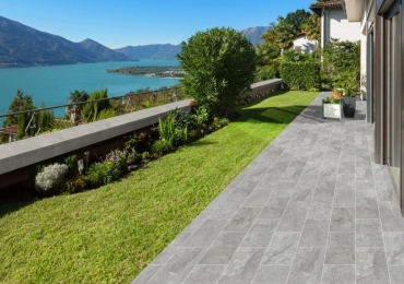 PAVIMENTO IN GRES PORCELLANATO