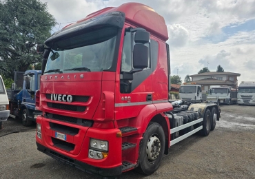 Autocarro Iveco