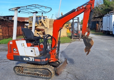 Kubota KH 31
