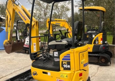 Komatsu pc16