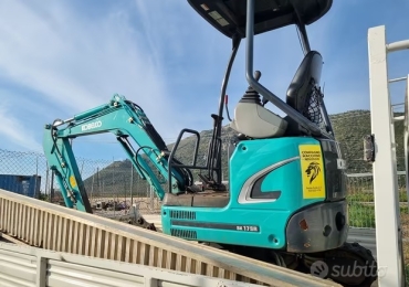 Noleggio miniescavatore