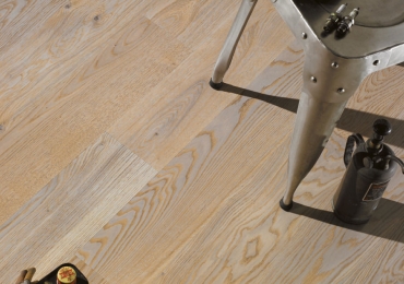 PAVIMENTO IN ROVERE VANIGLIA