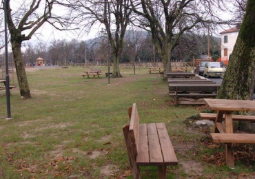 Tavoli da picnic in legno