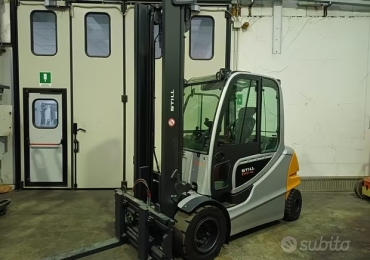 Carrello elevatore Still