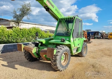 Sollevatore telescopico Merlo